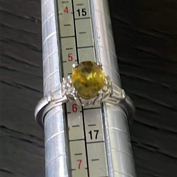 D’JOY Madagascar Sphene Ring - Picture 4 of 4